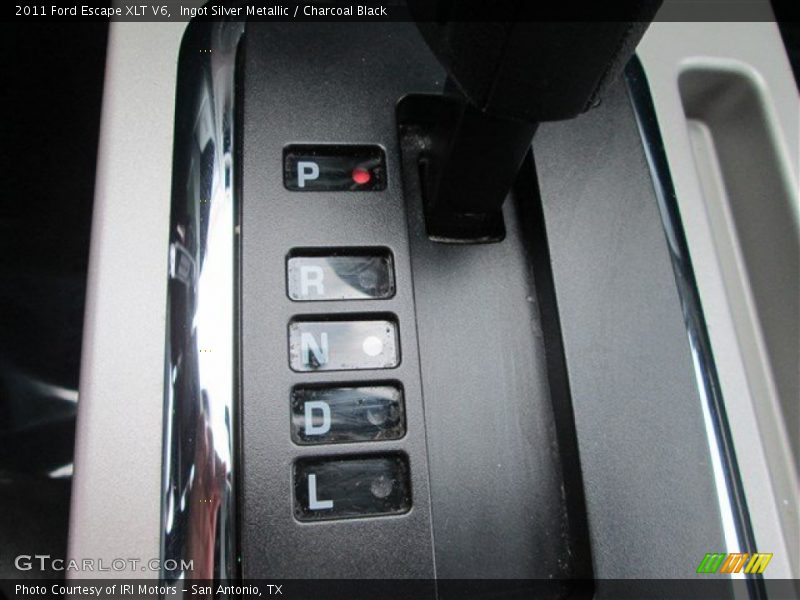 Ingot Silver Metallic / Charcoal Black 2011 Ford Escape XLT V6