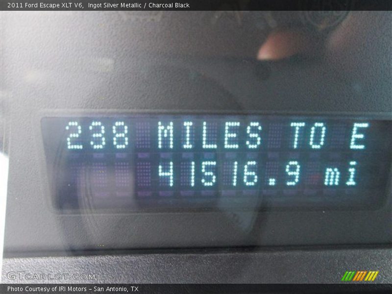 Ingot Silver Metallic / Charcoal Black 2011 Ford Escape XLT V6