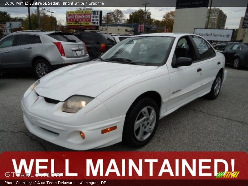 Bright White / Graphite 2000 Pontiac Sunfire SE Sedan