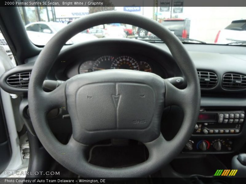 Bright White / Graphite 2000 Pontiac Sunfire SE Sedan