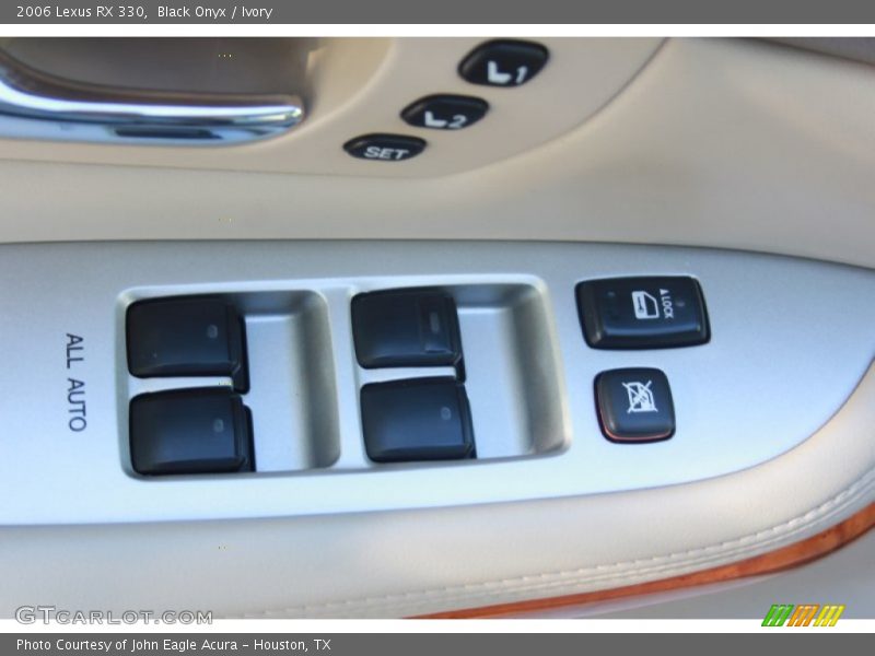 Black Onyx / Ivory 2006 Lexus RX 330