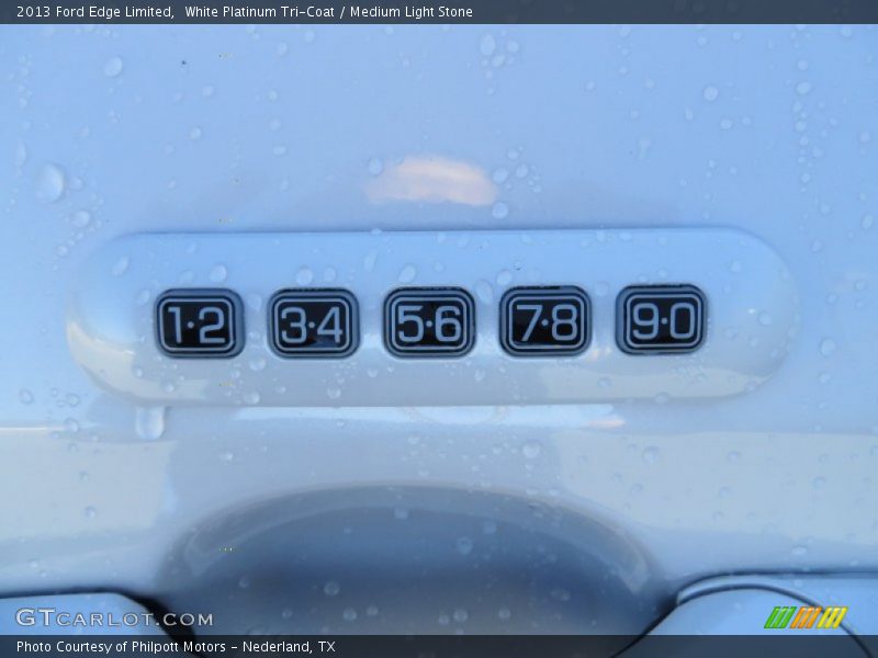 White Platinum Tri-Coat / Medium Light Stone 2013 Ford Edge Limited