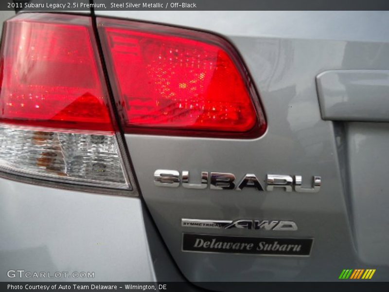 Steel Silver Metallic / Off-Black 2011 Subaru Legacy 2.5i Premium