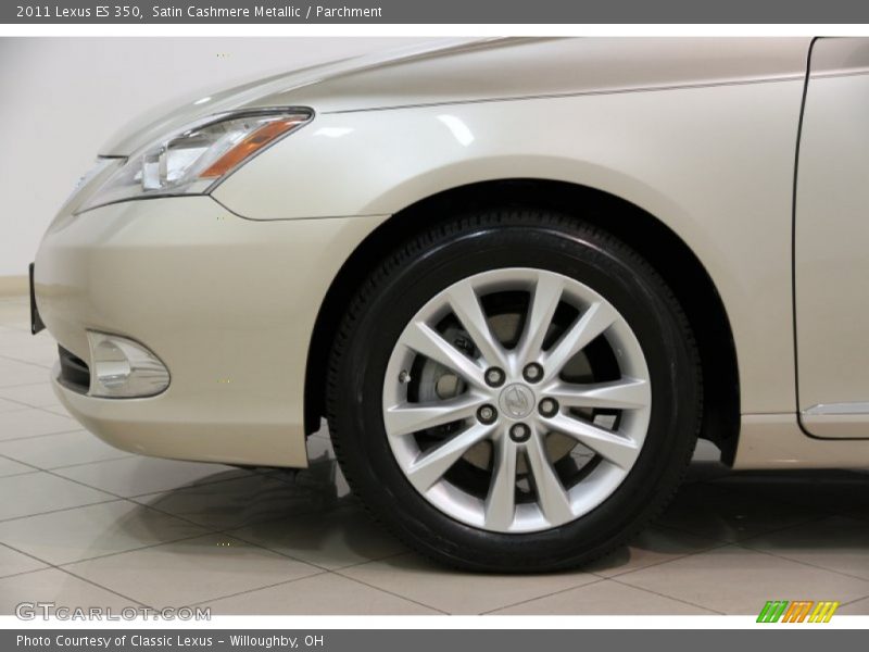 Satin Cashmere Metallic / Parchment 2011 Lexus ES 350