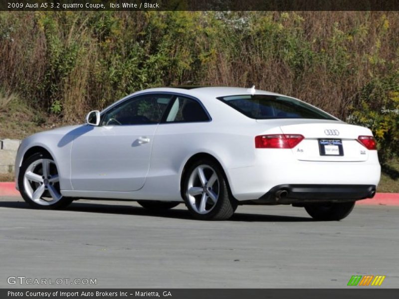 Ibis White / Black 2009 Audi A5 3.2 quattro Coupe