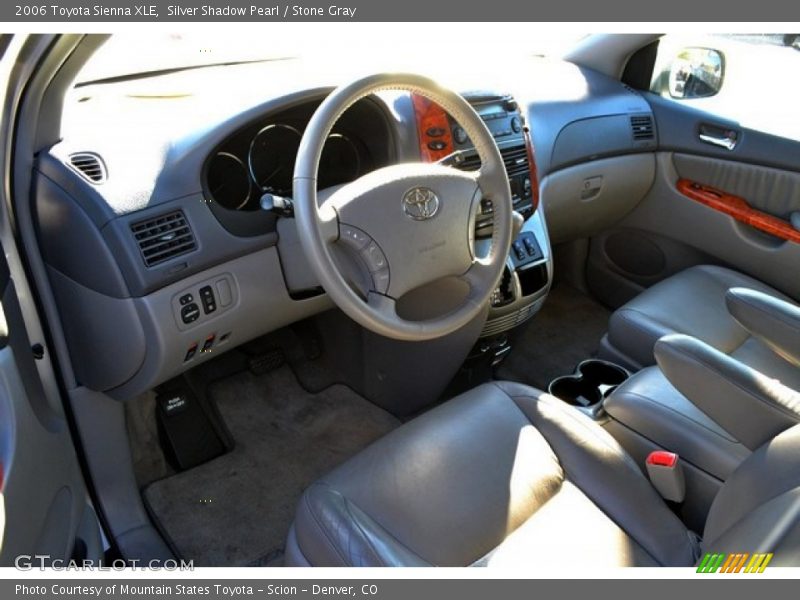 Silver Shadow Pearl / Stone Gray 2006 Toyota Sienna XLE