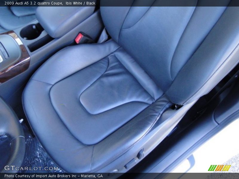 Ibis White / Black 2009 Audi A5 3.2 quattro Coupe