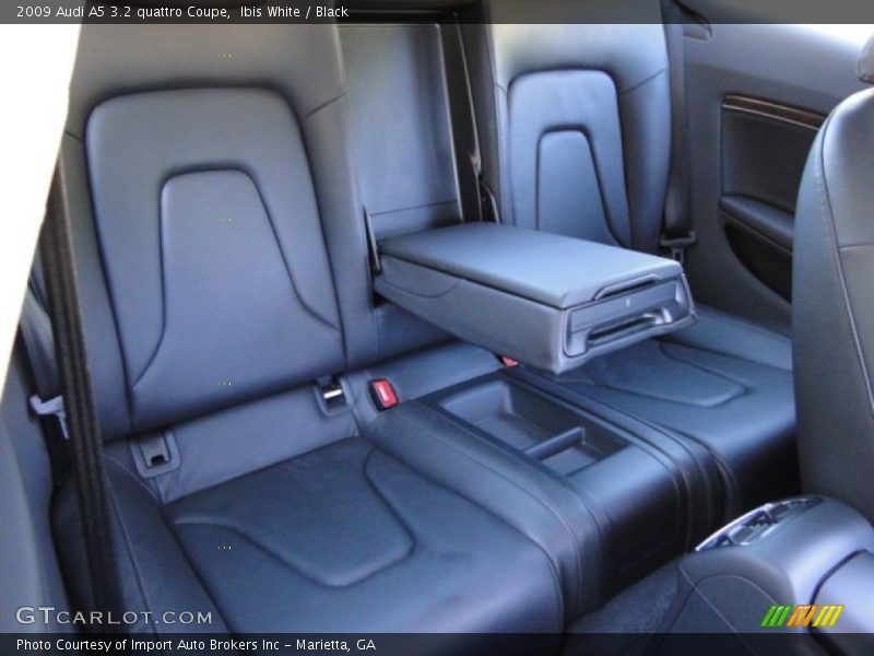 Ibis White / Black 2009 Audi A5 3.2 quattro Coupe