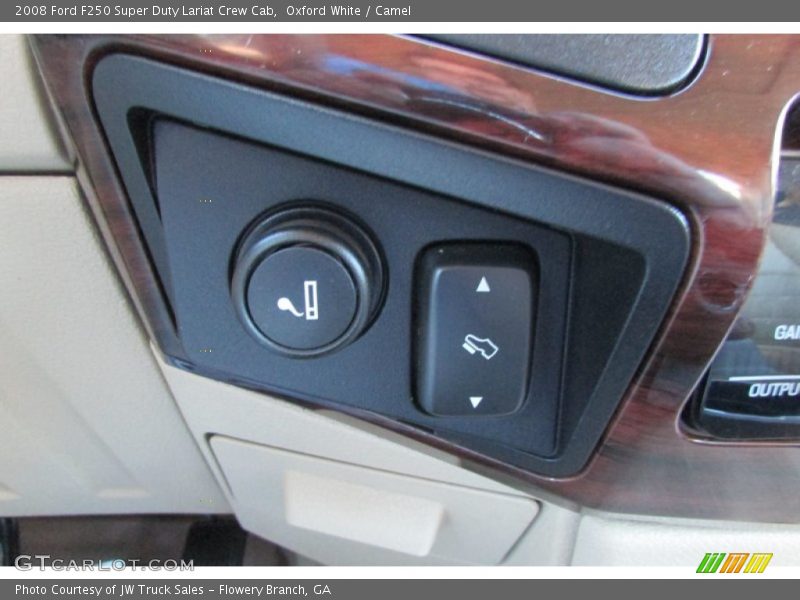 Oxford White / Camel 2008 Ford F250 Super Duty Lariat Crew Cab