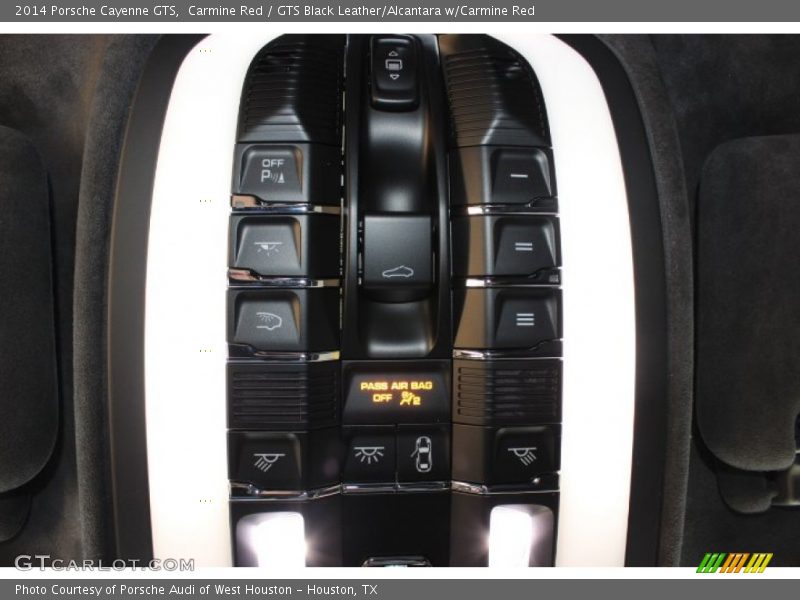 Controls of 2014 Cayenne GTS