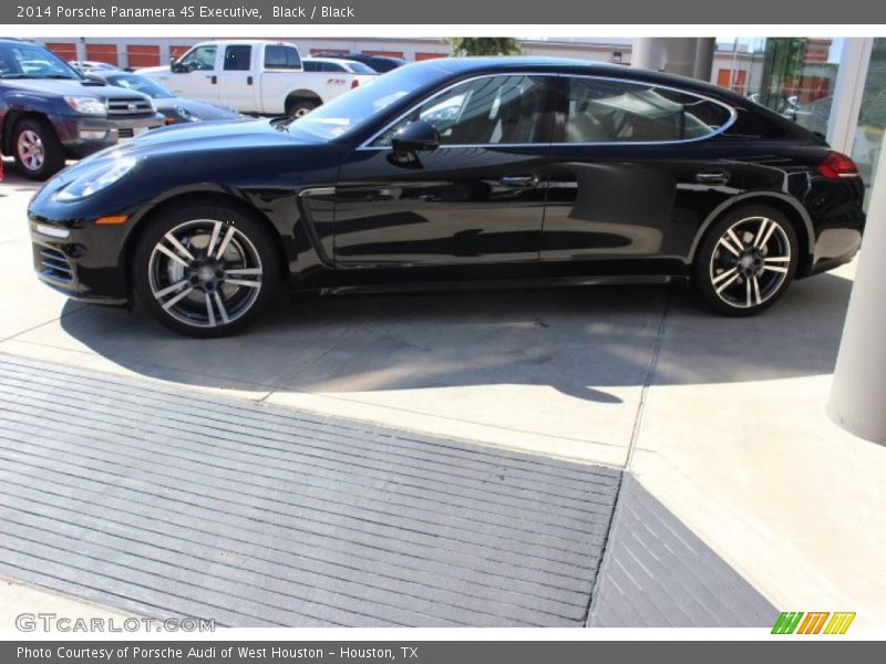 Black / Black 2014 Porsche Panamera 4S Executive