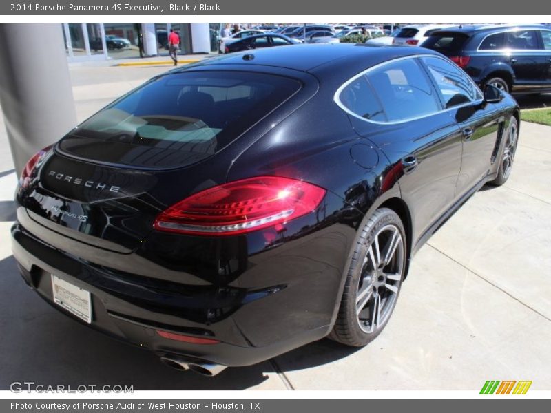 Black / Black 2014 Porsche Panamera 4S Executive