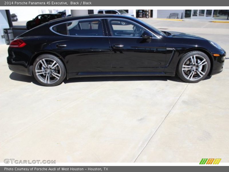 Black / Black 2014 Porsche Panamera 4S Executive