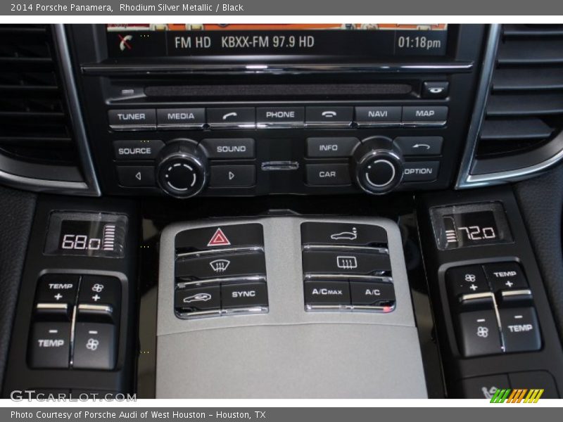 Controls of 2014 Panamera 