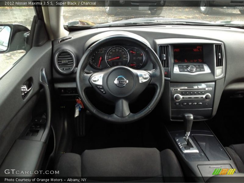 Super Black / Charcoal 2012 Nissan Maxima 3.5 S