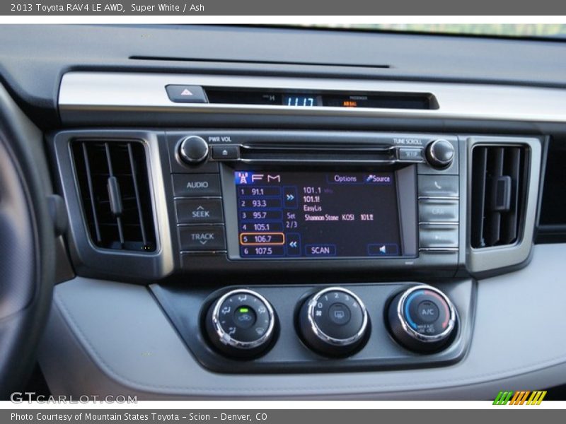 Super White / Ash 2013 Toyota RAV4 LE AWD