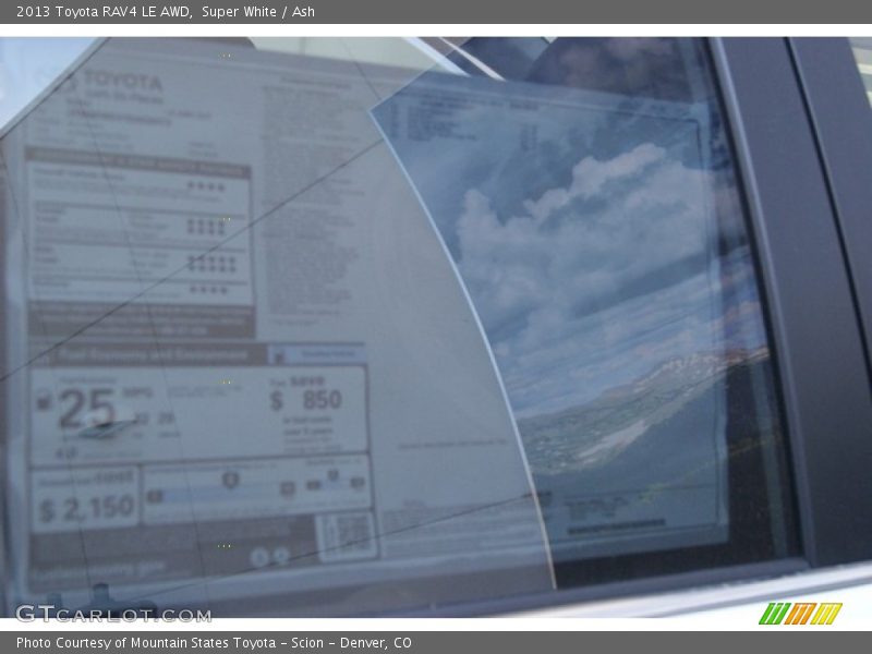 Super White / Ash 2013 Toyota RAV4 LE AWD