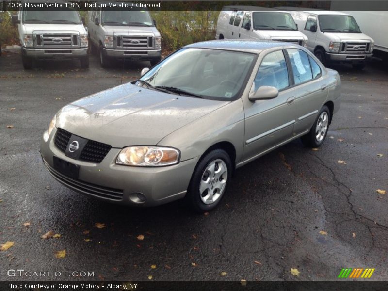 Radium Metallic / Charcoal 2006 Nissan Sentra 1.8 S