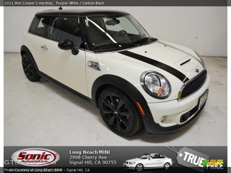 Pepper White / Carbon Black 2011 Mini Cooper S Hardtop