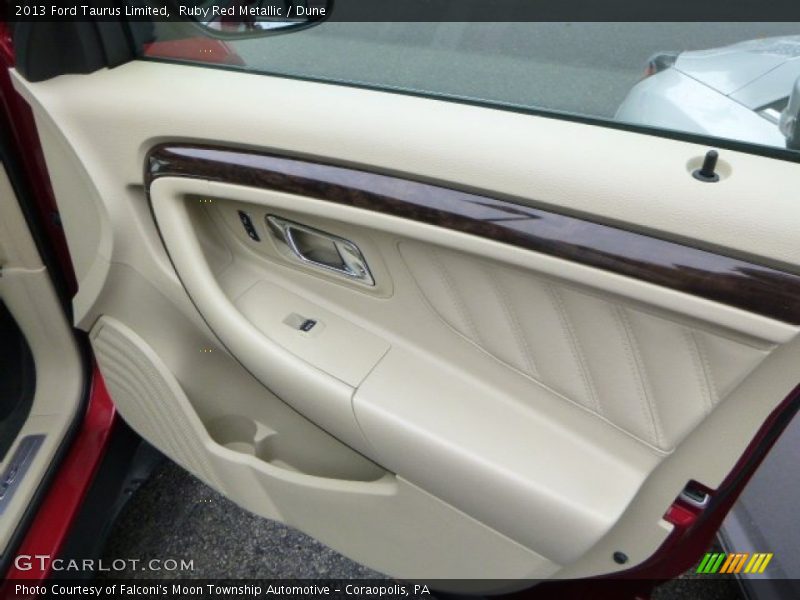 Ruby Red Metallic / Dune 2013 Ford Taurus Limited
