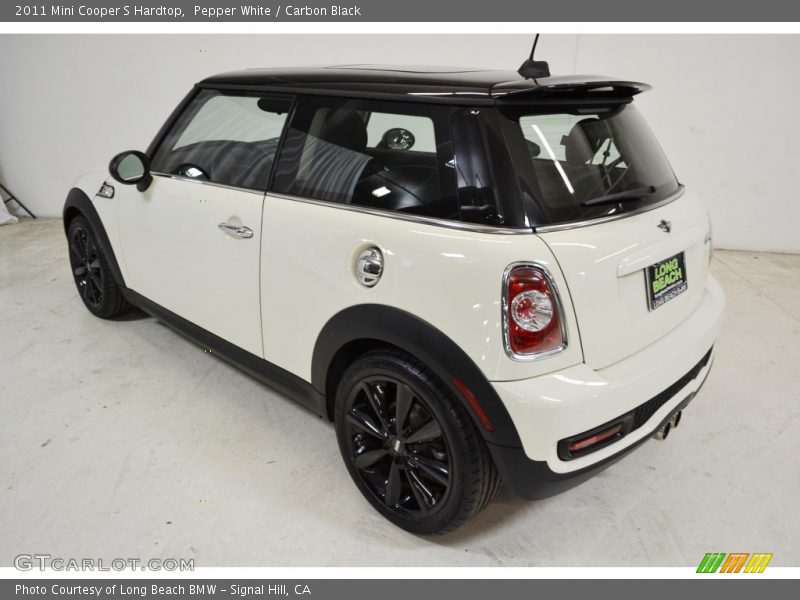 Pepper White / Carbon Black 2011 Mini Cooper S Hardtop