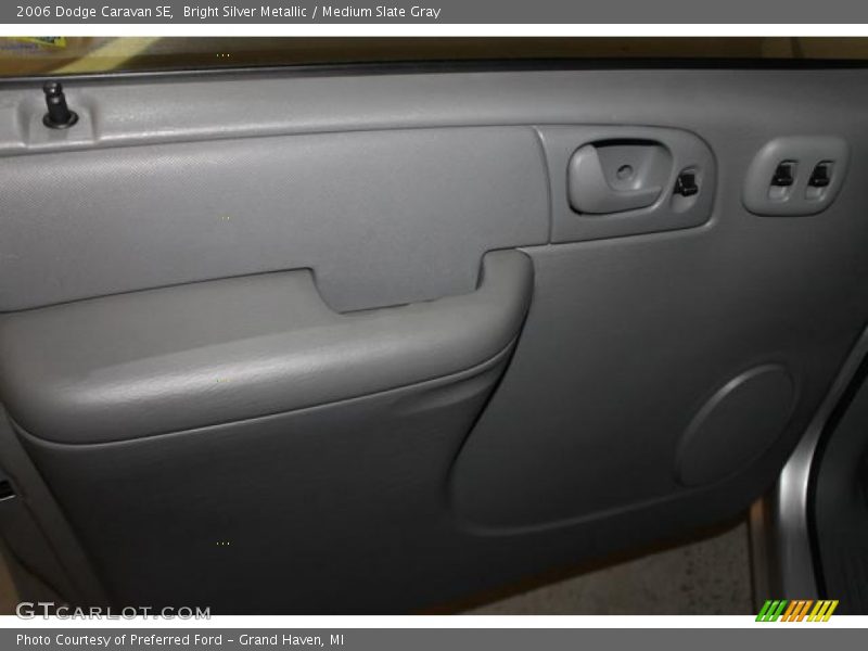 Bright Silver Metallic / Medium Slate Gray 2006 Dodge Caravan SE