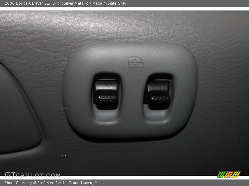 Bright Silver Metallic / Medium Slate Gray 2006 Dodge Caravan SE