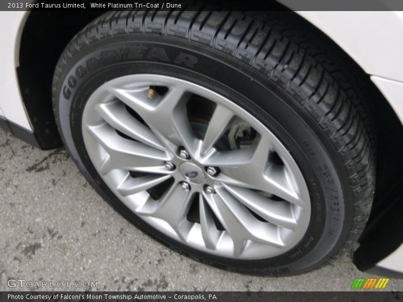 White Platinum Tri-Coat / Dune 2013 Ford Taurus Limited