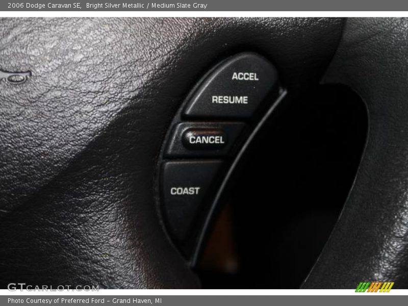 Bright Silver Metallic / Medium Slate Gray 2006 Dodge Caravan SE