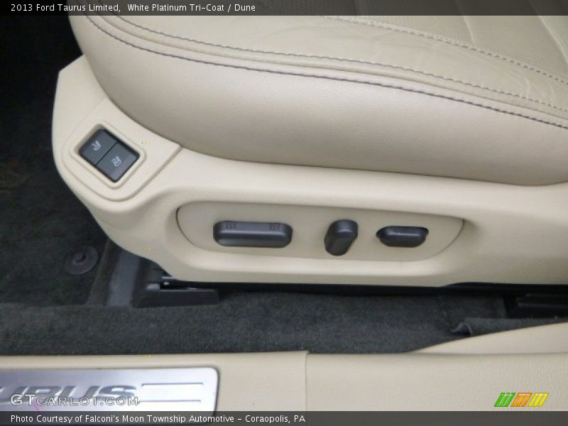White Platinum Tri-Coat / Dune 2013 Ford Taurus Limited