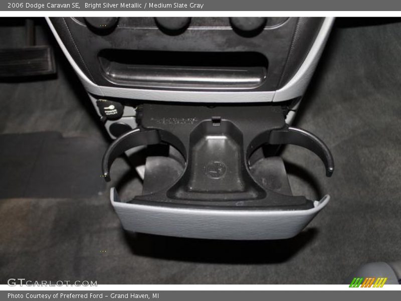 Bright Silver Metallic / Medium Slate Gray 2006 Dodge Caravan SE