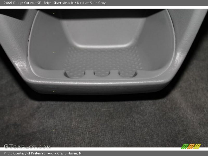 Bright Silver Metallic / Medium Slate Gray 2006 Dodge Caravan SE