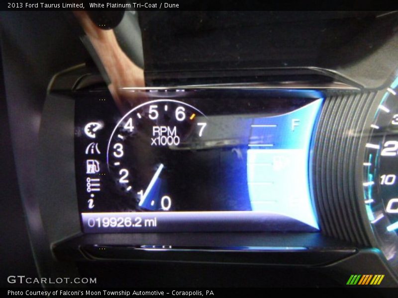 White Platinum Tri-Coat / Dune 2013 Ford Taurus Limited