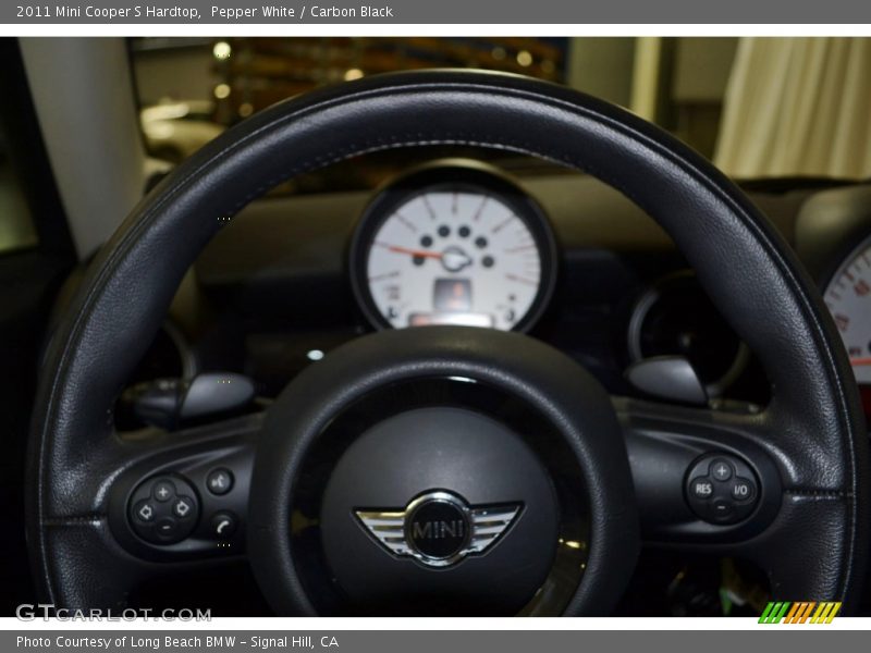 Pepper White / Carbon Black 2011 Mini Cooper S Hardtop
