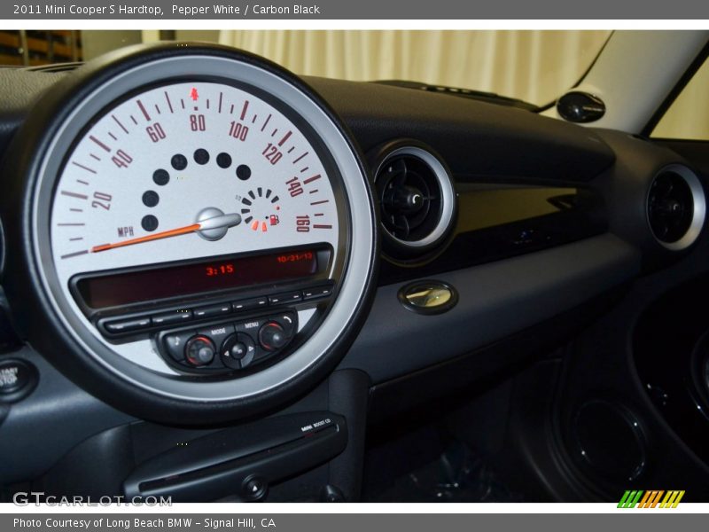 Pepper White / Carbon Black 2011 Mini Cooper S Hardtop