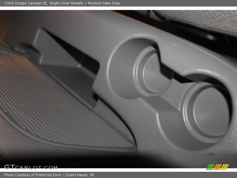 Bright Silver Metallic / Medium Slate Gray 2006 Dodge Caravan SE