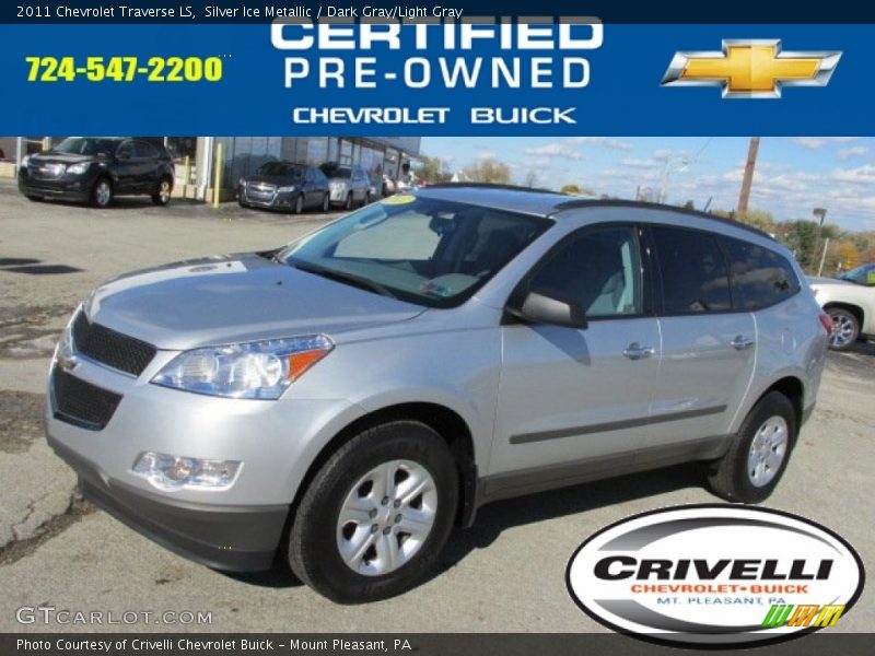Silver Ice Metallic / Dark Gray/Light Gray 2011 Chevrolet Traverse LS