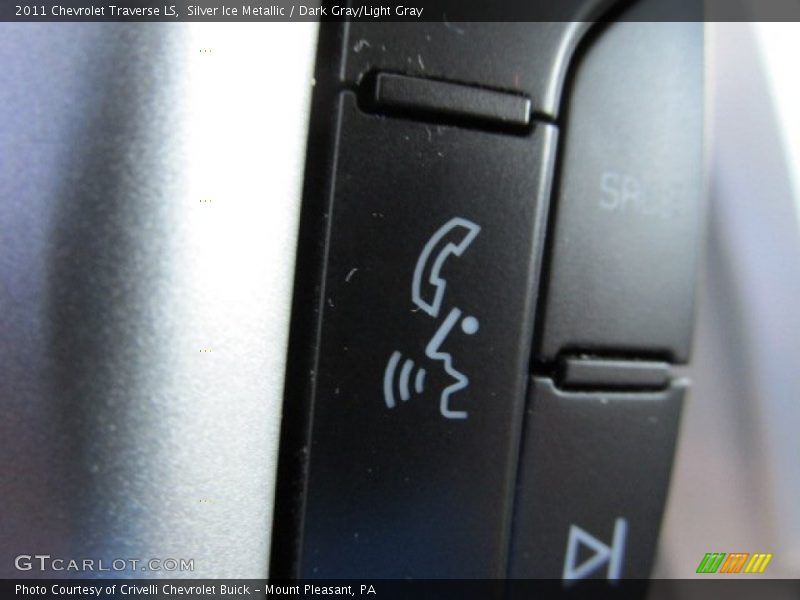 Silver Ice Metallic / Dark Gray/Light Gray 2011 Chevrolet Traverse LS