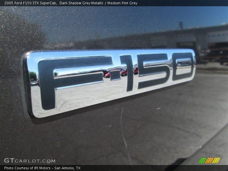 Dark Shadow Grey Metallic / Medium Flint Grey 2005 Ford F150 STX SuperCab