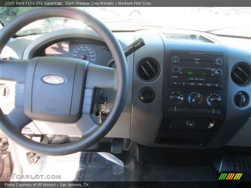 Dark Shadow Grey Metallic / Medium Flint Grey 2005 Ford F150 STX SuperCab
