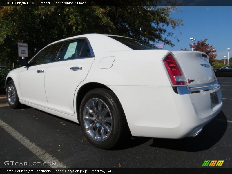 Bright White / Black 2011 Chrysler 300 Limited