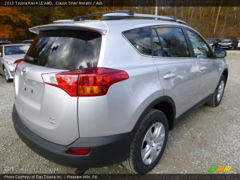 Classic Silver Metallic / Ash 2013 Toyota RAV4 LE AWD