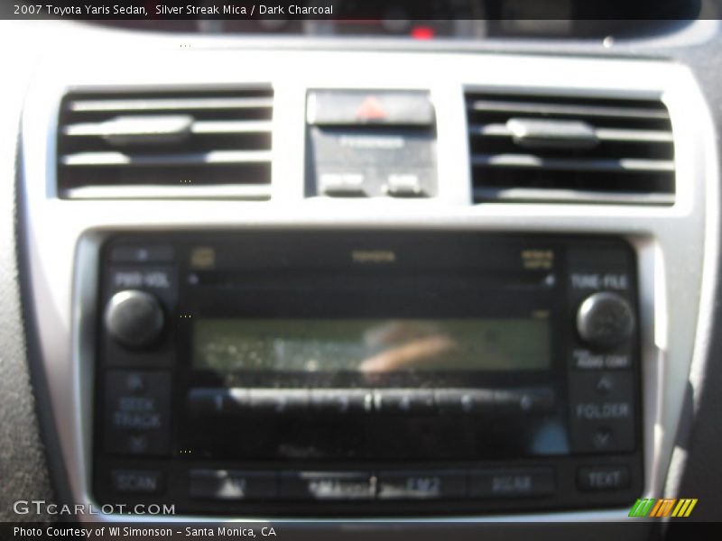 Silver Streak Mica / Dark Charcoal 2007 Toyota Yaris Sedan