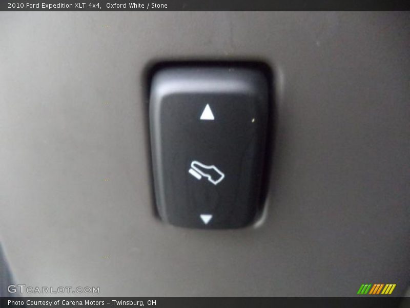 Oxford White / Stone 2010 Ford Expedition XLT 4x4