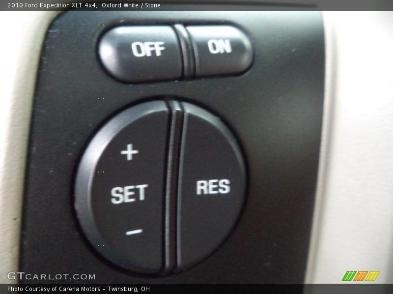 Oxford White / Stone 2010 Ford Expedition XLT 4x4