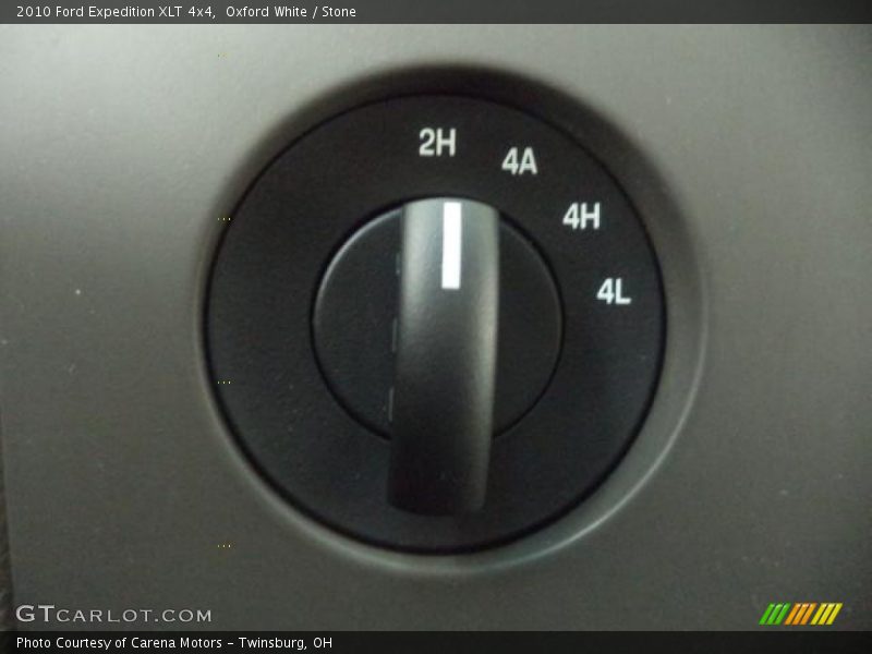 Oxford White / Stone 2010 Ford Expedition XLT 4x4