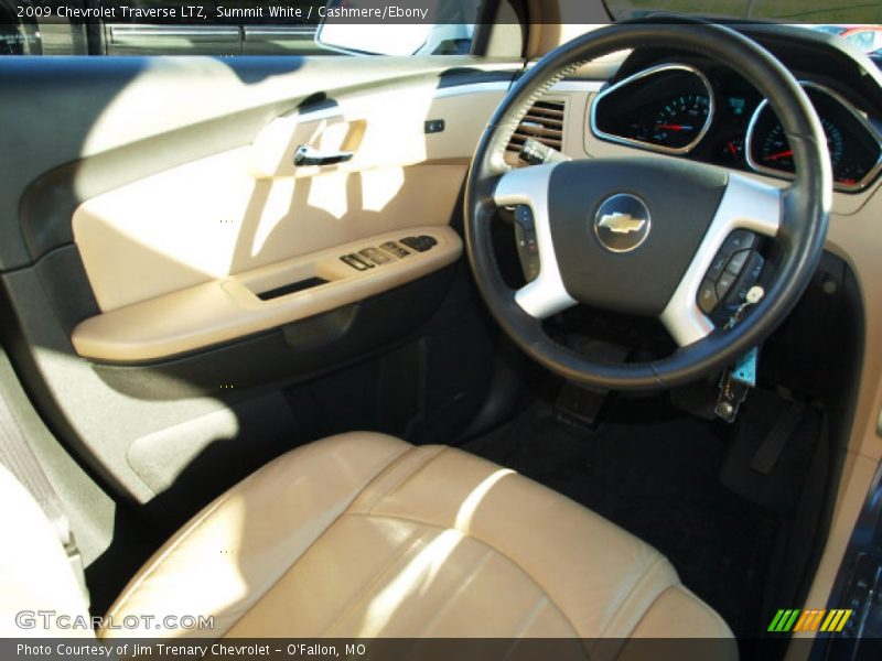 Summit White / Cashmere/Ebony 2009 Chevrolet Traverse LTZ