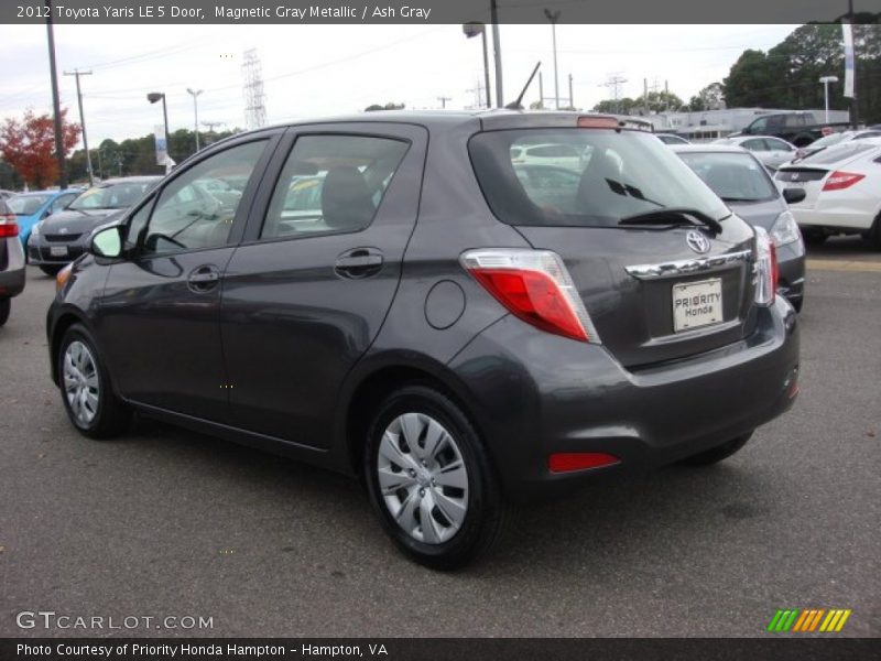 Magnetic Gray Metallic / Ash Gray 2012 Toyota Yaris LE 5 Door