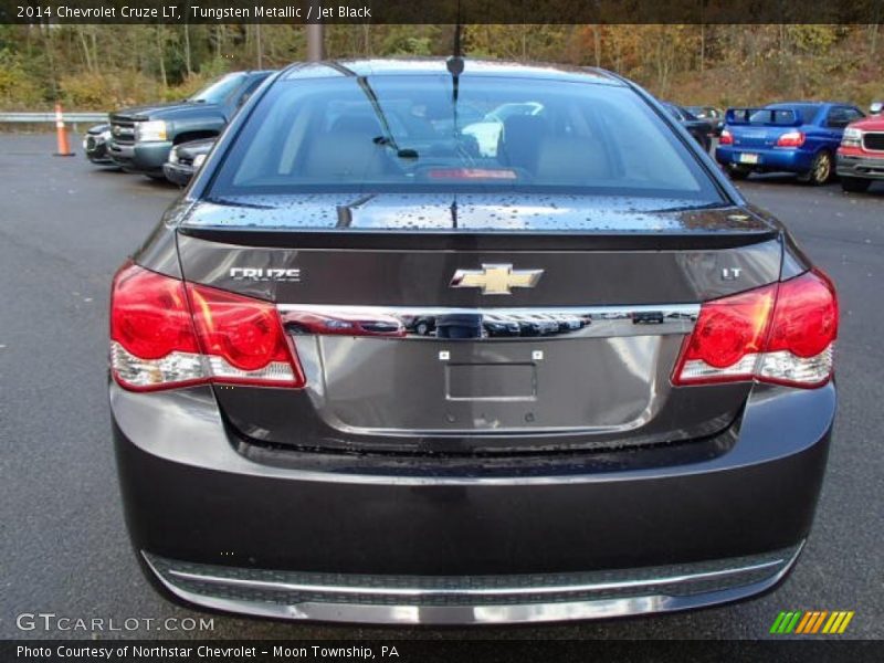 Tungsten Metallic / Jet Black 2014 Chevrolet Cruze LT