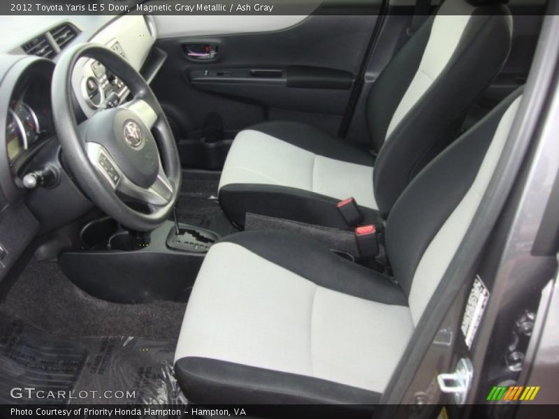 Magnetic Gray Metallic / Ash Gray 2012 Toyota Yaris LE 5 Door